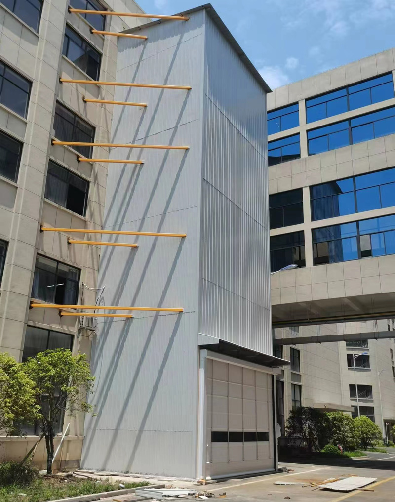 岳阳带外防护导轨式升降机